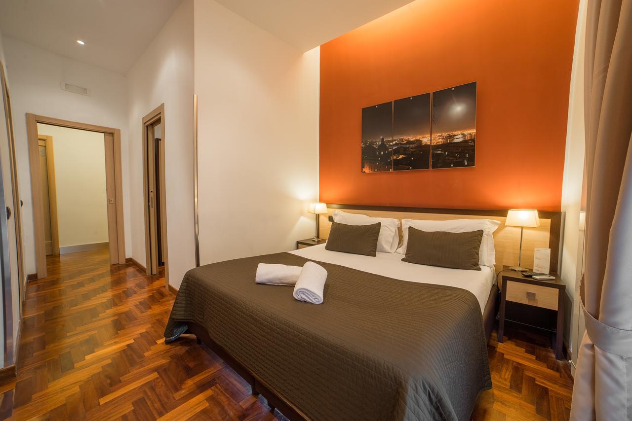 נאפולי B&B Chiaia 32 מראה חיצוני תמונה