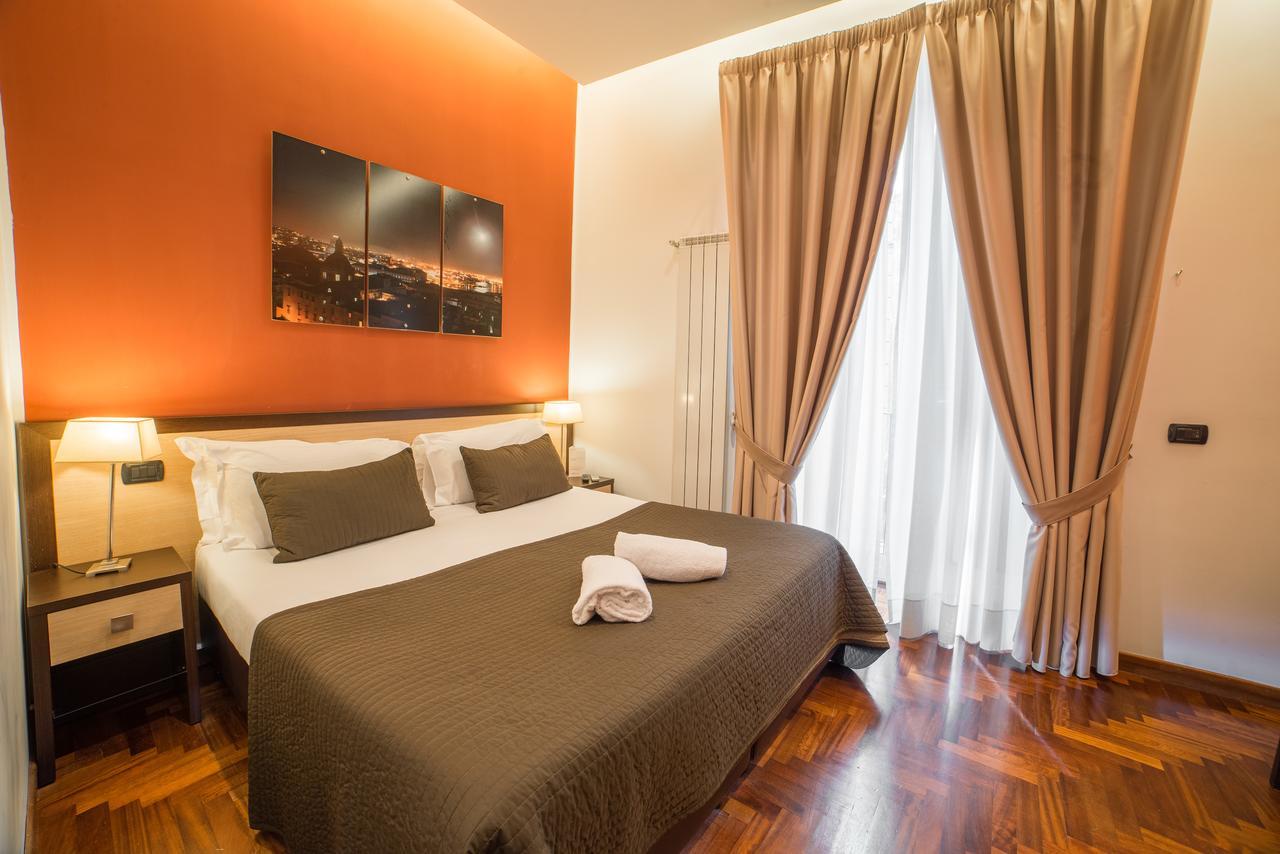 נאפולי B&B Chiaia 32 מראה חיצוני תמונה