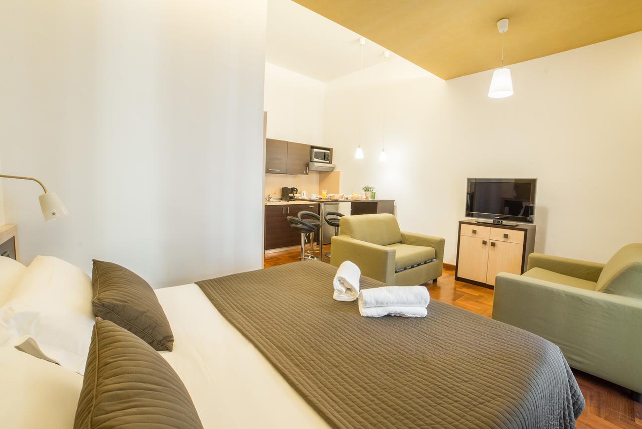 נאפולי B&B Chiaia 32 מראה חיצוני תמונה