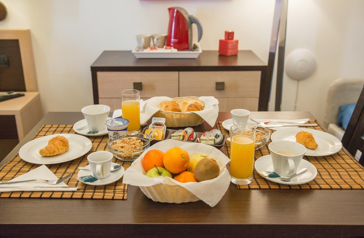 נאפולי B&B Chiaia 32 מראה חיצוני תמונה