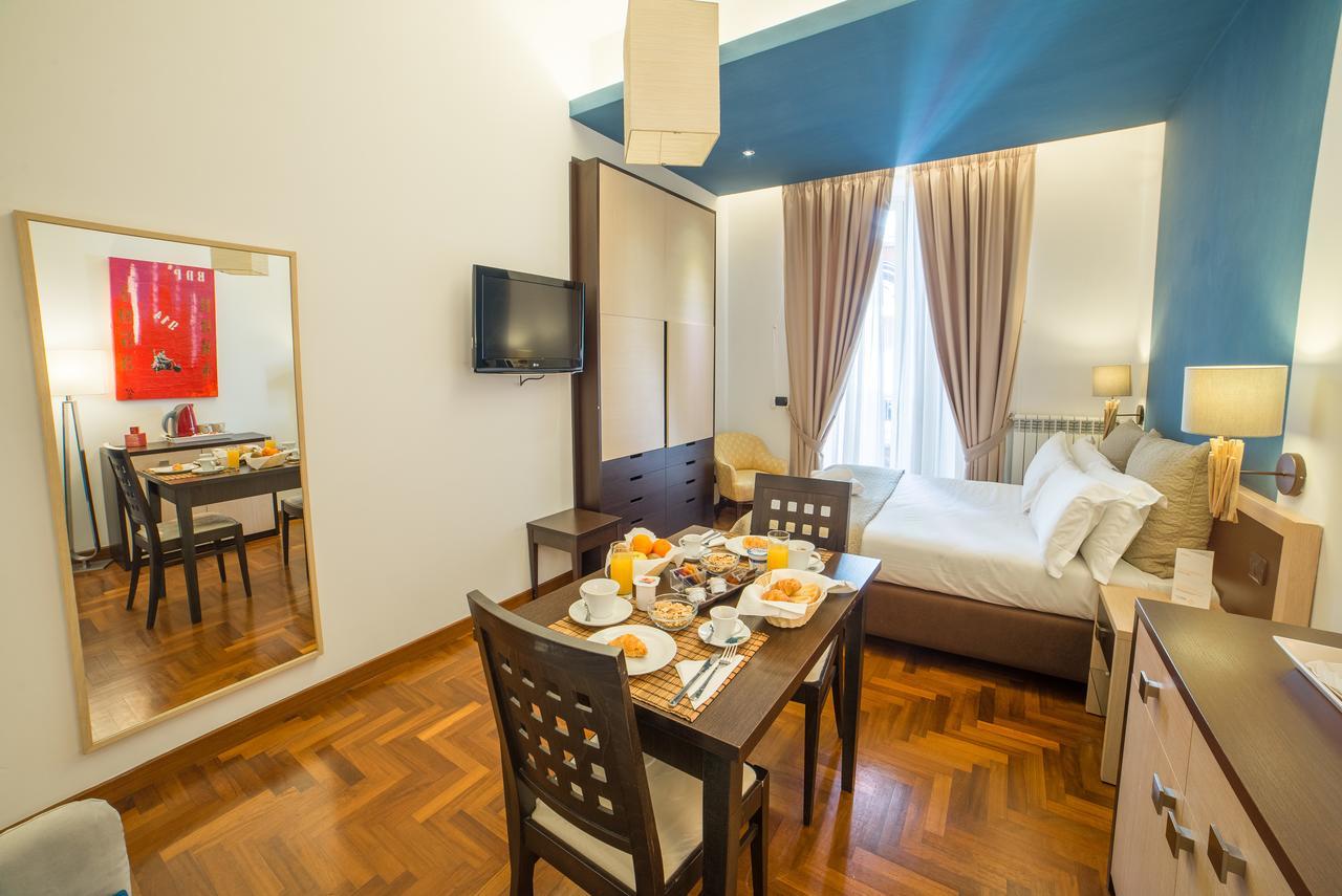 נאפולי B&B Chiaia 32 מראה חיצוני תמונה