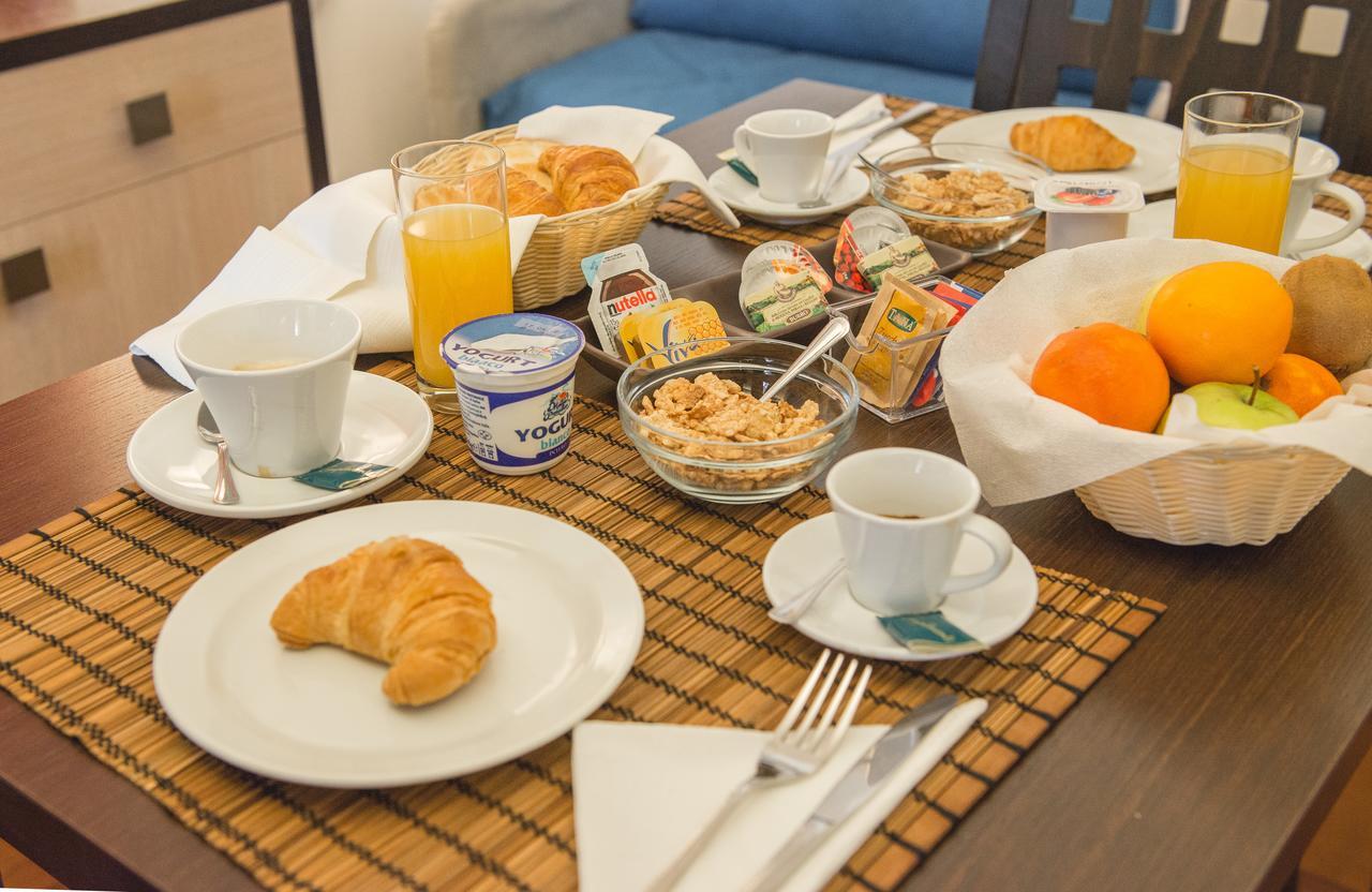 נאפולי B&B Chiaia 32 מראה חיצוני תמונה